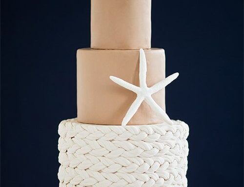 6 Beautiful Beach Wedding Cakes Decorated with Shells & Sea Life